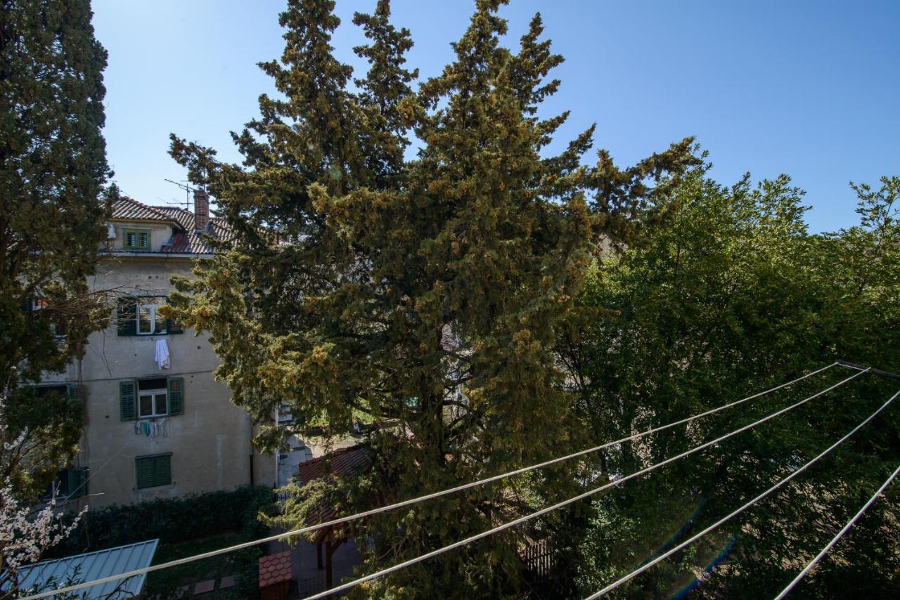 Ante Apartment Split Exterior photo